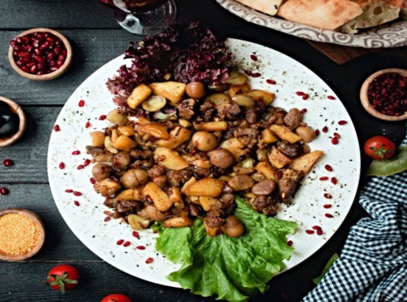 Jiz - biz recipe from Azerbaijani national cuisine